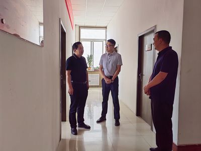 王志成深入調研駐縣企業運營管理，聚焦圖書刊物銷售產業發展